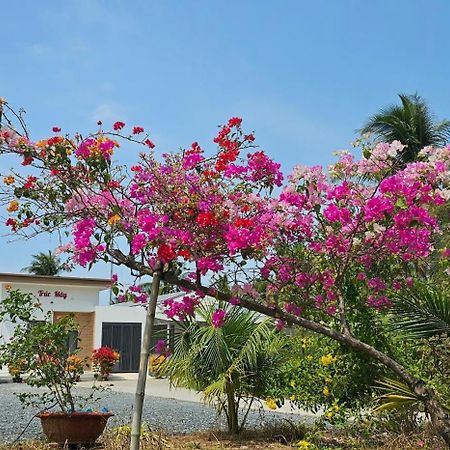Nha Nghi Truc May Ben Tre Exterior foto